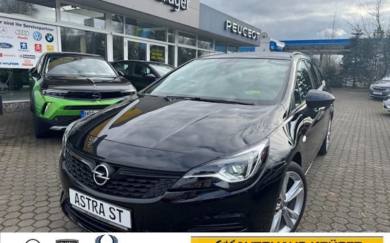 Schwarz Gebraucht 2021 Opel Astra Ultimate Kombi | 18.300 € (Fairer Preis) - Bild 1/4