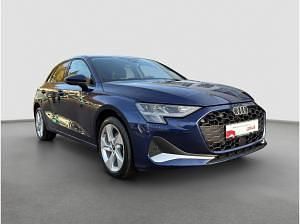 Gebraucht Audi A3 Advanced Plus 150 PS (110 kW) 2025 Blau (navarrablau) Limousine
