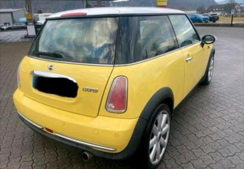Gebraucht Mini Cooper Coupé 116 PS (85 kW) 2004 Gelb Coupé
