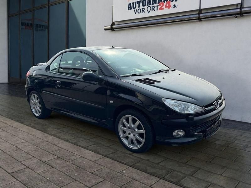 Gebraucht Peugeot 206 CC Platinum 109 PS (80 kW) 2002 Schwarz Cabrio