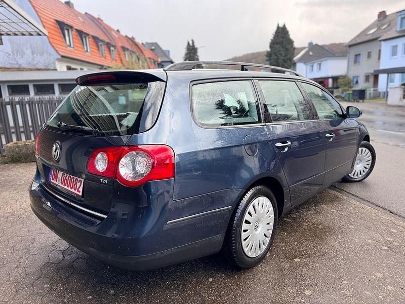 Gebraucht VW Passat Trendline 105 PS (77 kW) 2007 Blau Kombi