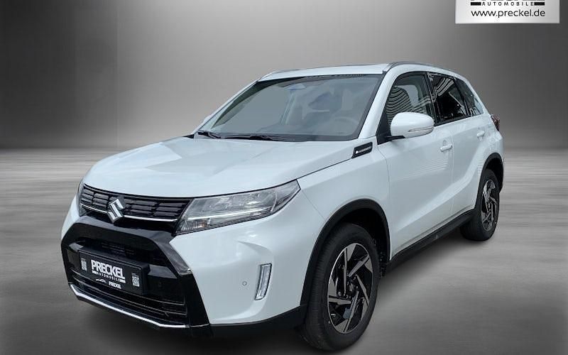 Weiß Neu 2025 Suzuki Vitara Comfort+ SUV | 27.490 € (Fairer Preis) - Bild 1/4