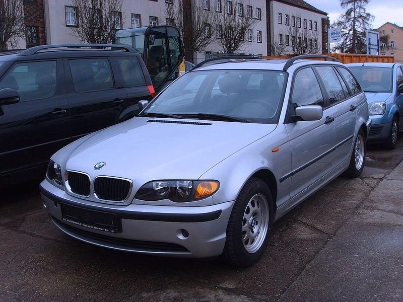 Gebraucht BMW 316 116 PS (85 kW) 2005 Silber Kombi