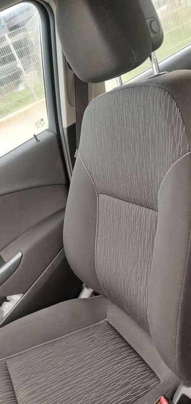 Gebraucht Opel Astra Edition 101 PS (74 kW) 2012 Kombi