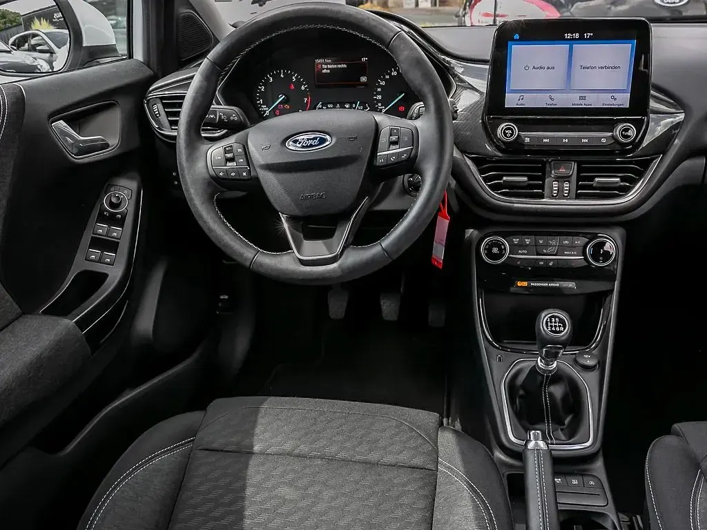 Gebraucht Ford Puma Titanium 125 PS (91 kW) 2022 Weiß SUV