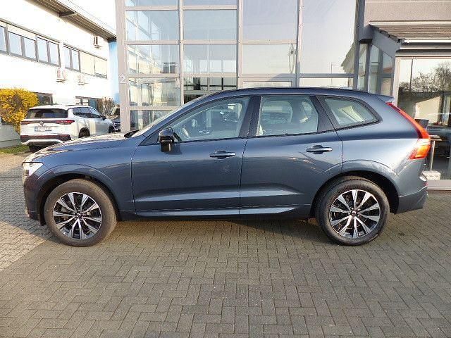 Gebraucht Volvo XC60 Plus 197 PS (144 kW) 2023 Denim blue SUV