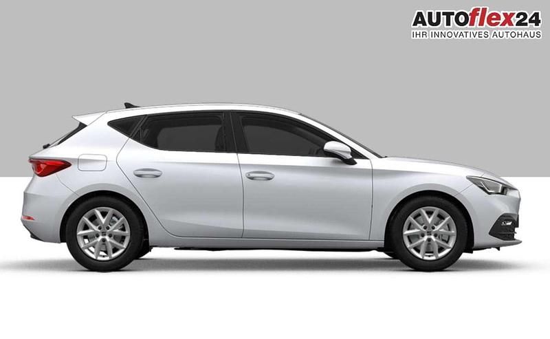 Alb (glacial white) Neu 2025 Seat Leon Style Limousine | 22.701 € (Guter Preis) - Bild 1/4