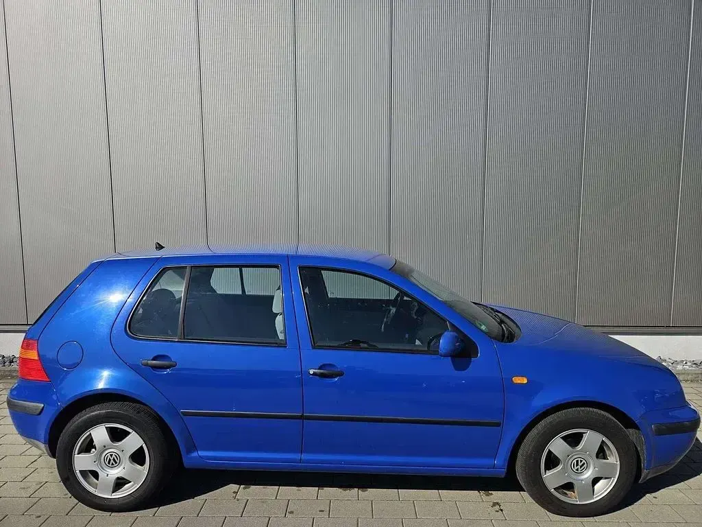 Gebraucht VW Golf III Comfortline 101 PS (74 kW) 1999 Blau Limousine