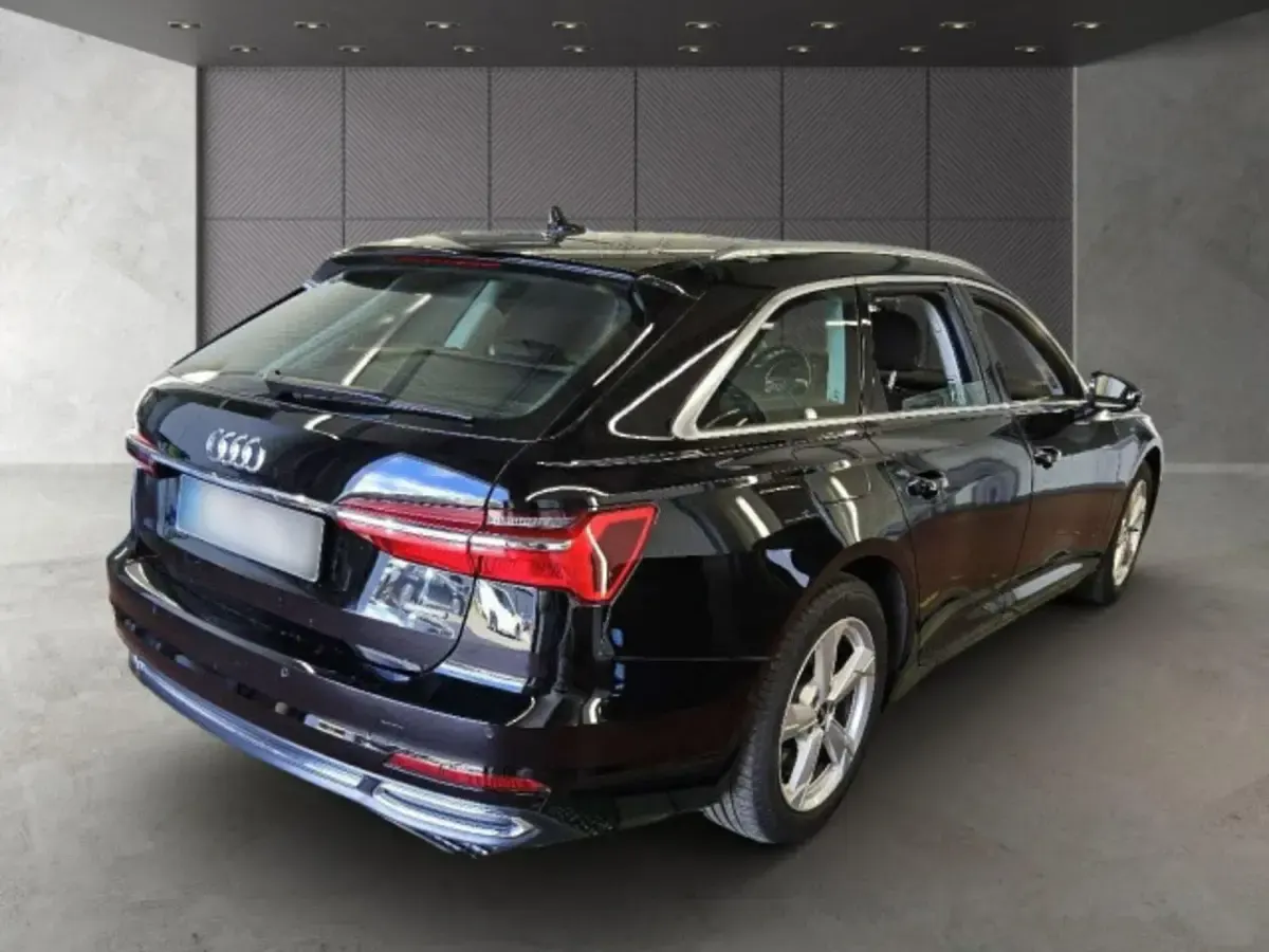 Gebraucht Audi A6 Sport 299 PS (219 kW) 2023 Schwarz Kombi
