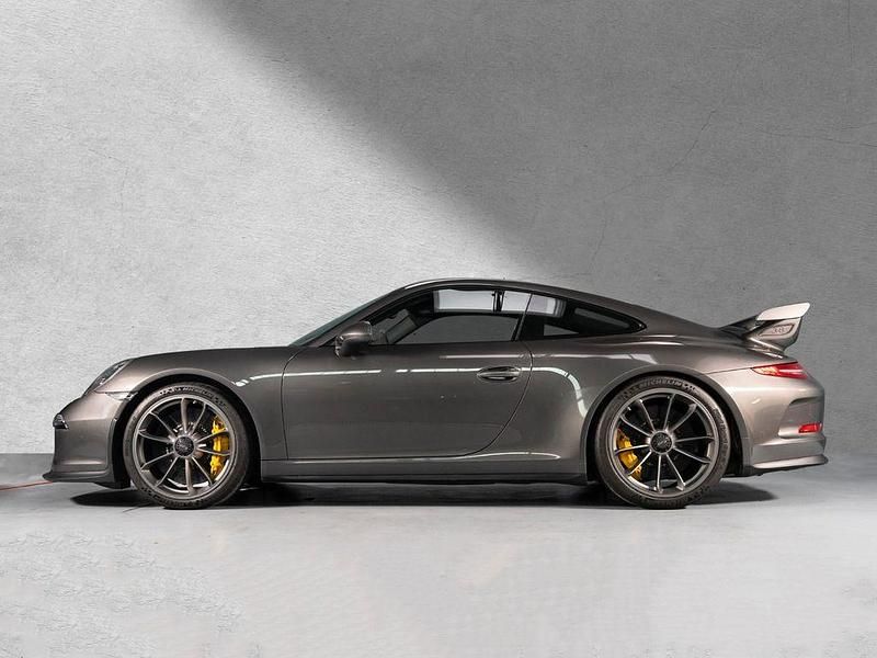 Grau Gebraucht 2015 Porsche 911 | 129.991 € (Guter Preis) - Bild 1/4