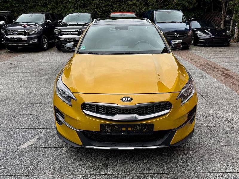 Gebraucht Kia XCeed Launch Edition 140 PS (102 kW) 2020 Gelb SUV