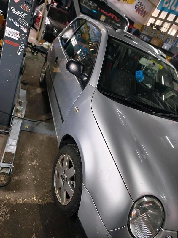 Gebraucht VW Lupo 60 PS (44 kW) 2002 Silber Kleinwagen