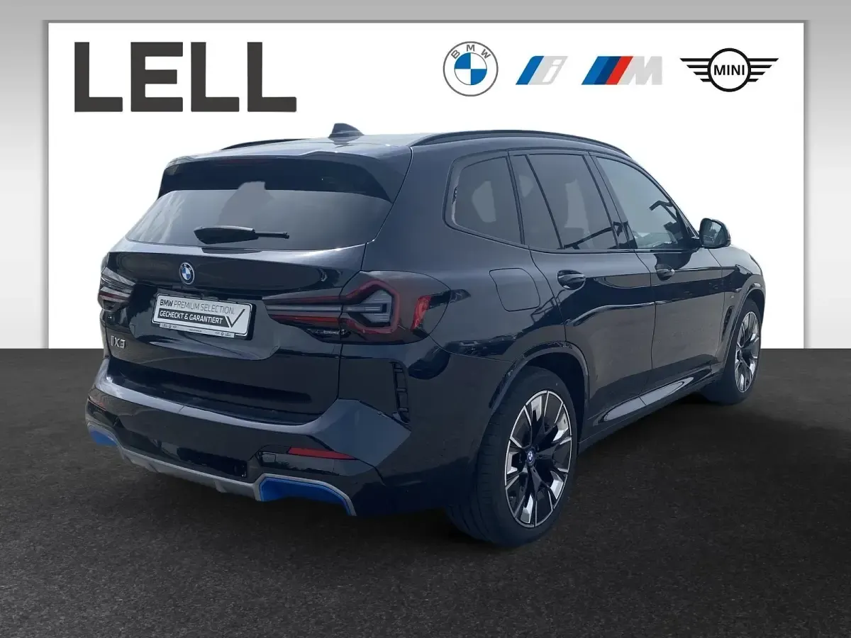 Gebraucht BMW iX3 M Sport 210 kW (286 PS) 2023 Schwarz SUV