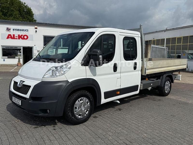 Weiß Gebraucht 2012 Peugeot Boxer Van | 12.290 € (Fairer Preis) - Bild 1/4