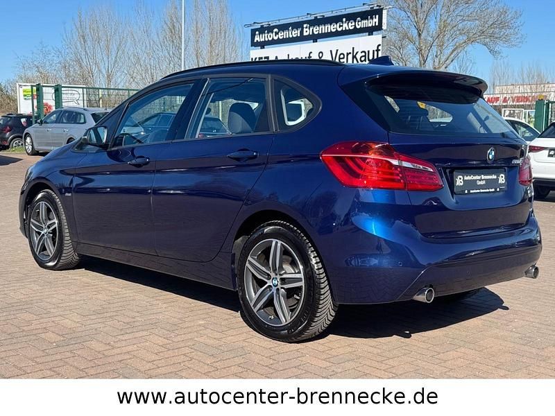 Second-hand BMW 220 Performance 192 CP (141 kW) 2017 Albastru Break
