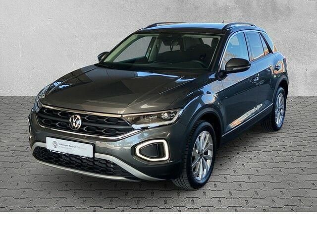 Gebraucht VW T-Roc Life 116 PS (85 kW) 2024 Indiumgrau metallic (metallic) SUV
