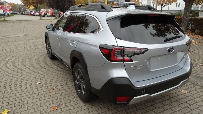 Neu Subaru Outback Active 169 PS (124 kW) 2025 Ice  silver SUV