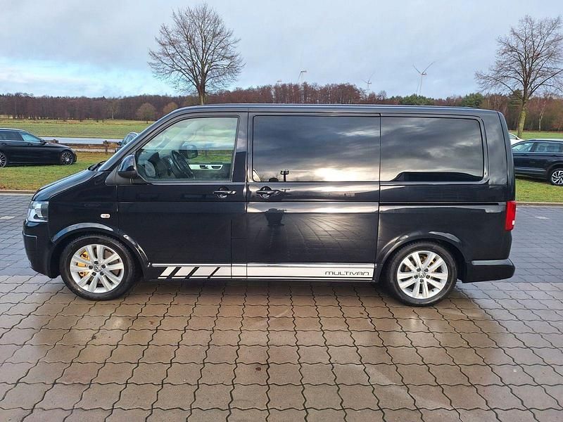 Gebraucht VW Multivan Highline 179 PS (131 kW) 2015 Schwarz Van