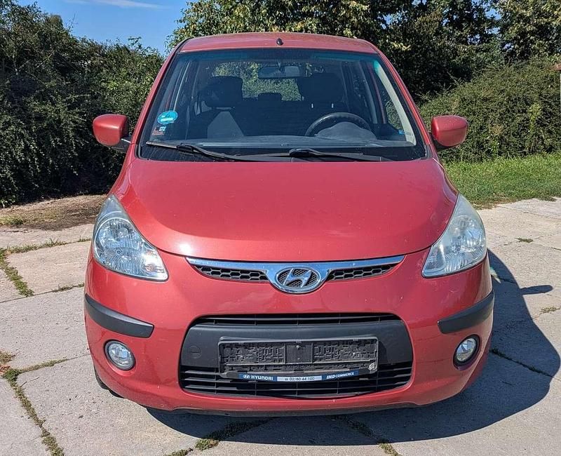 Rot Gebraucht 2008 Hyundai i10 Style Kleinwagen | 890 € (Superpreis) - Bild 1/4