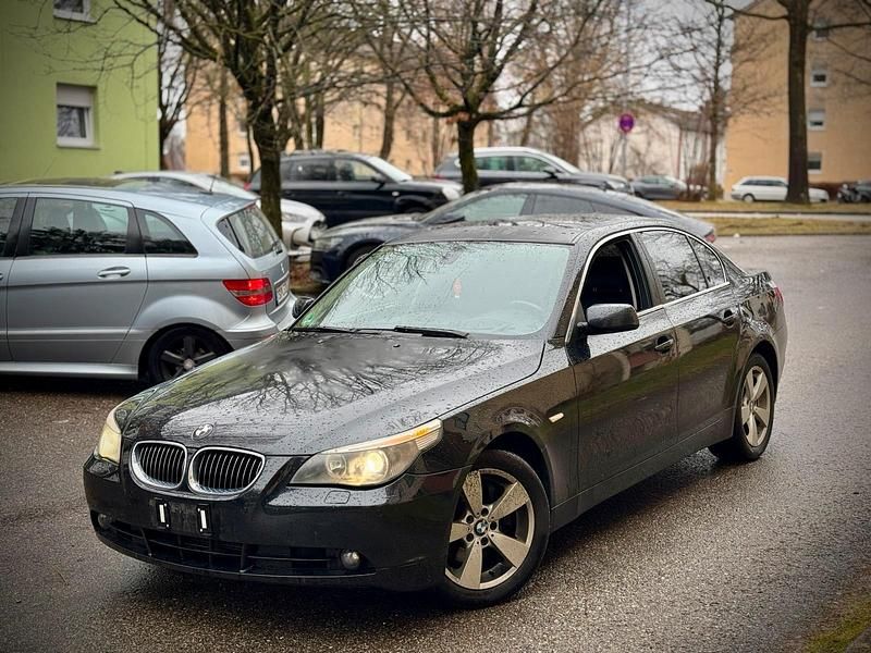 Gebraucht BMW 530 258 PS (189 kW) 2006 Andere farben Limousine