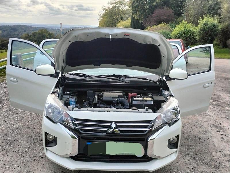 Weiß Gebraucht 2023 Mitsubishi Space Star Kleinwagen | 10.800 € (Guter Preis) - Bild 1/3