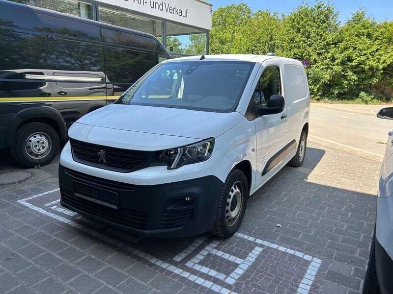 Lack weiss banquise/typ aussen Gebraucht 2020 Peugeot Partner Van / Kleinbus | 12.490 € (Guter Preis) - Bild 1/4