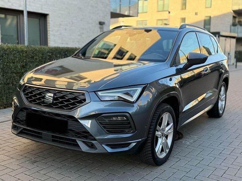Grau Gebraucht 2020 Seat Ateca 4Drive SUV | 18.999 € (Superpreis) - Bild 1/4