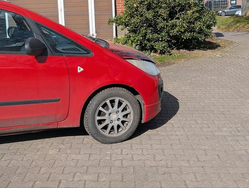 Gebraucht Mitsubishi Colt 75 PS (55 kW) 2005 Rot Kleinwagen