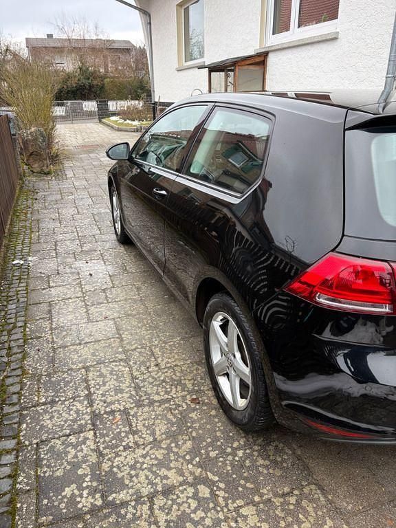 Gebraucht VW Golf VII Trendline 86 PS (63 kW) 2016 Schwarz Limousine