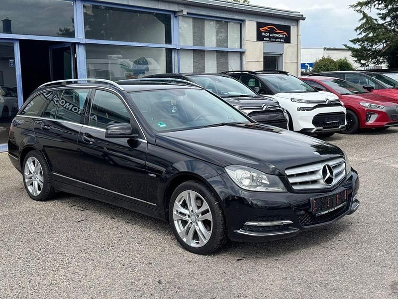 Schwarz Gebraucht 2012 Mercedes C200 Limousine | 3.499 € (Superpreis) - Bild 1/4
