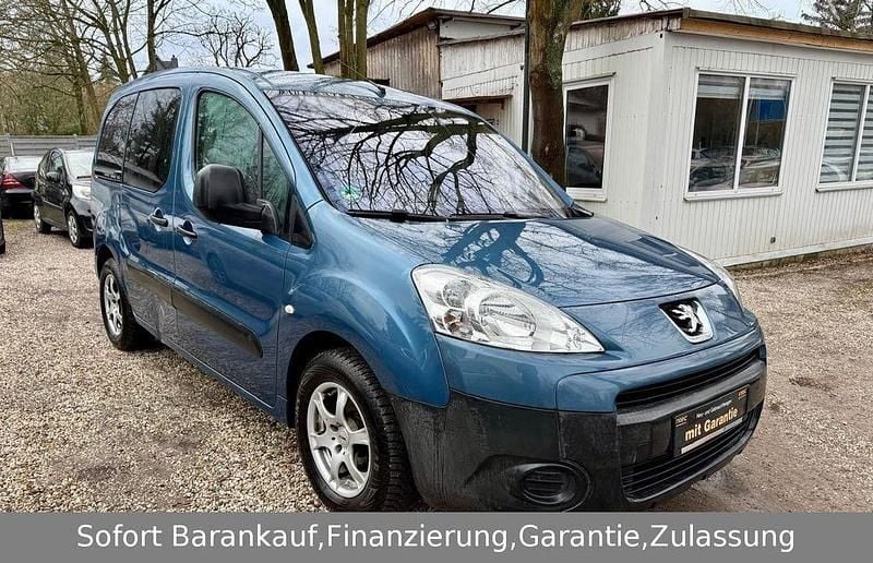Gebraucht Peugeot Partner Tepee Family 90 PS (66 kW) 2009 Blau Van / Kleinbus