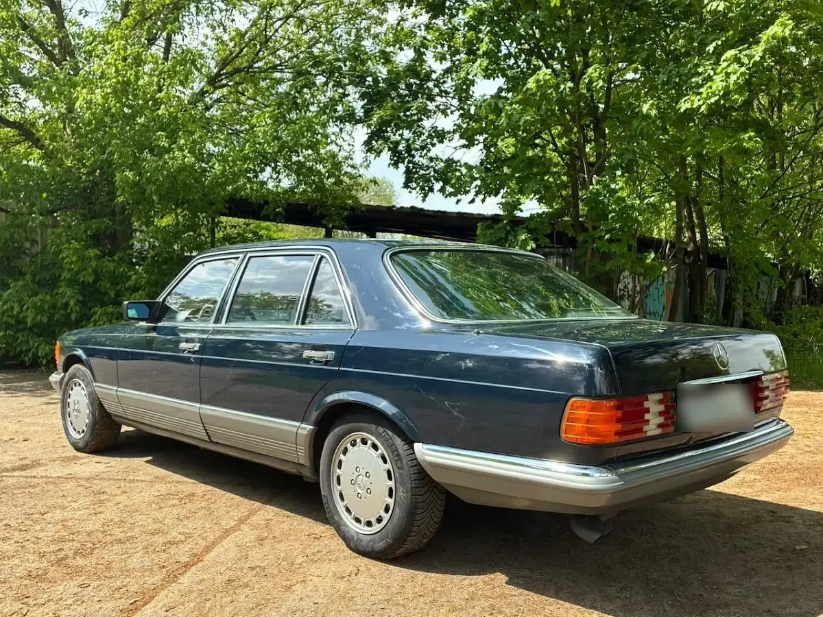 Gebraucht Mercedes 500 231 PS (169 kW) 1984 Blau Limousine