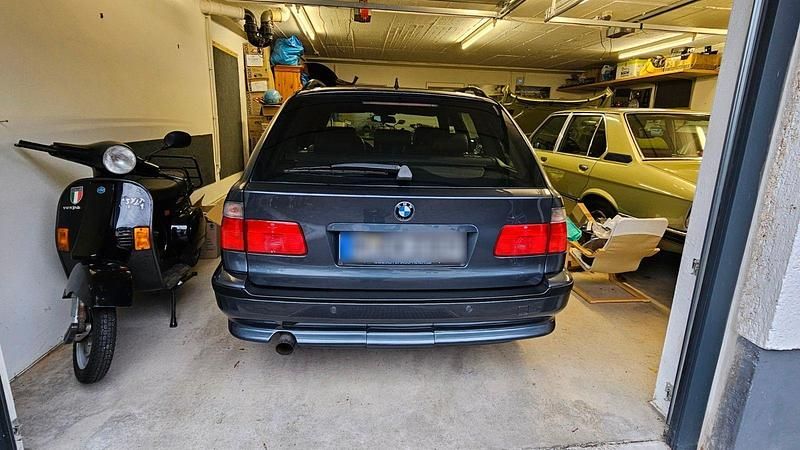 Second-hand BMW 540 Shadowline 286 CP (210 kW) 2000 Gri Break
