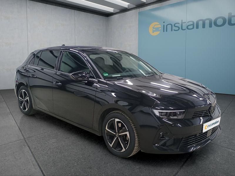 Gebraucht Opel Astra 131 PS (96 kW) 2025 Schwarz Limousine