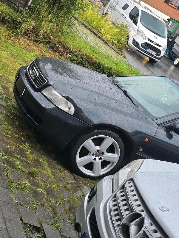 Schwarz Gebraucht 1996 Audi A4 Limousine | 300 € (Fairer Preis) - Bild 1/4