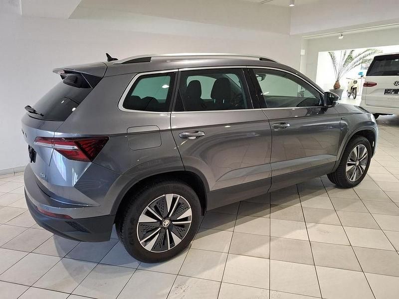Gebraucht Skoda Karoq Drive 150 PS (110 kW) 2024 Grau SUV