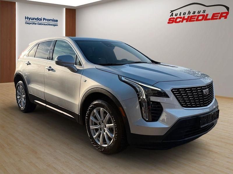 Gebraucht Cadillac XT4 174 PS (127 kW) 2022 Silber SUV