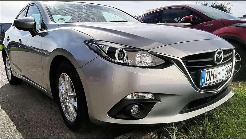 Gebraucht Mazda 3 Center-Line 120 PS (88 kW) 2015 Silber Limousine