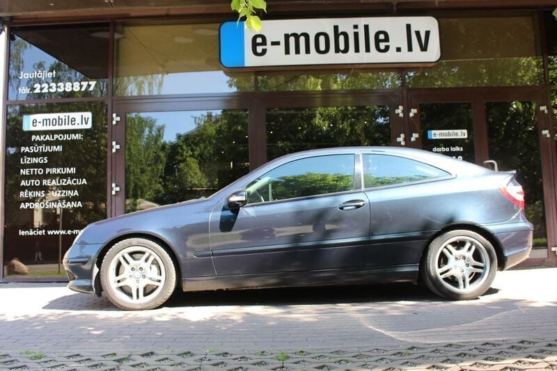 Gebraucht Mercedes C30 AMG AMG 231 PS (169 kW) 2004 Schwarz