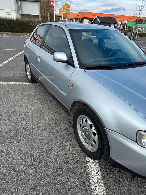 Second-hand Audi A3 125 CP (91 kW) 1996 Gri Hatchback