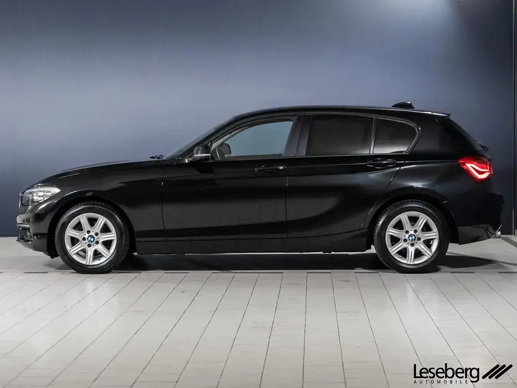 Gebraucht BMW 116 Advantage 116 PS (85 kW) 2016 Schwarz Kleinwagen