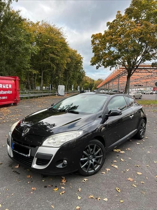 Gebraucht Renault Mégane Coupé 131 PS (96 kW) 2010 Schwarz Coupé
