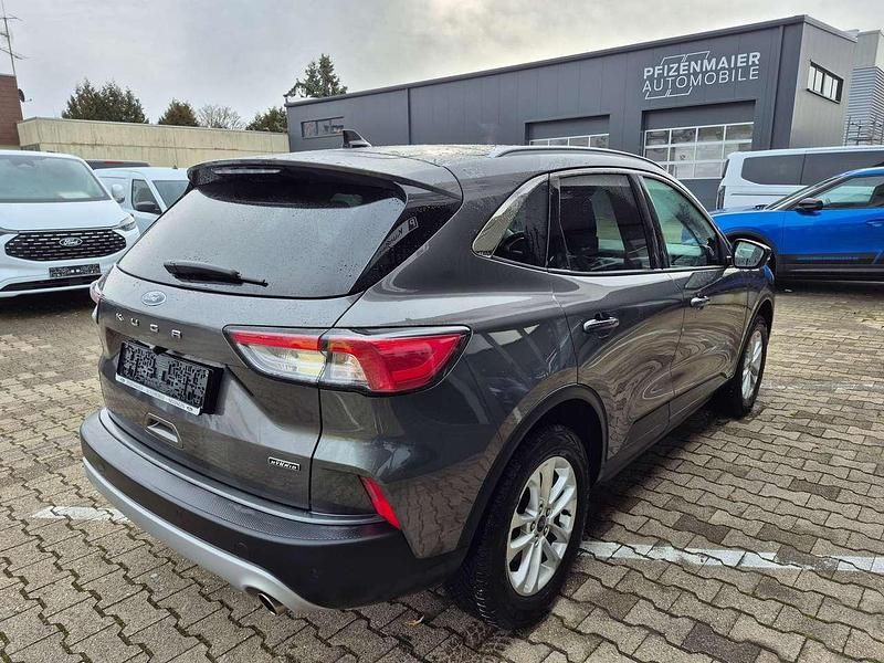 Gebraucht Ford Kuga Titanium 152 PS (111 kW) 2022 Magneticgrau SUV