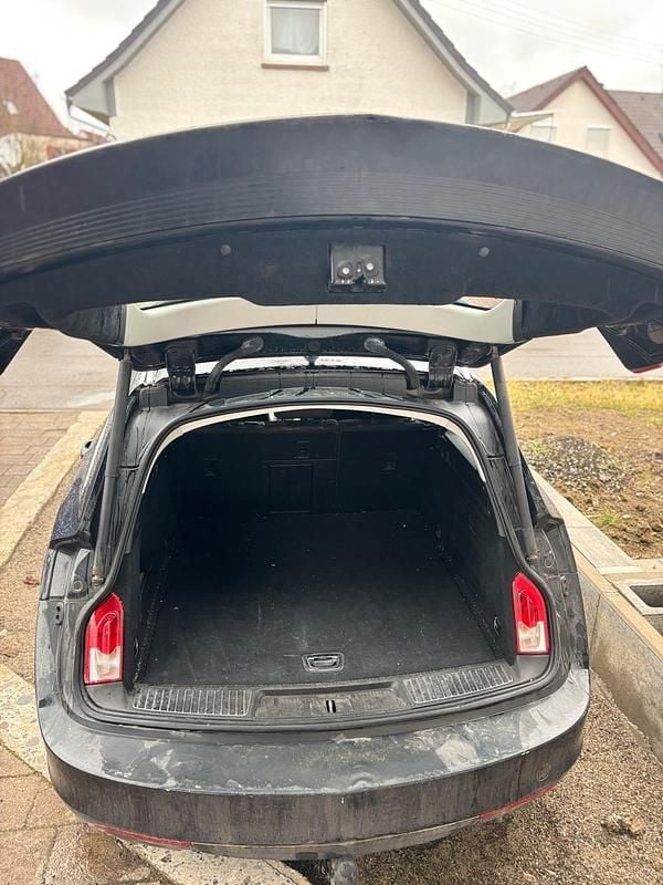 Gebraucht Opel Insignia 160 PS (117 kW) 2010 Schwarz Kombi