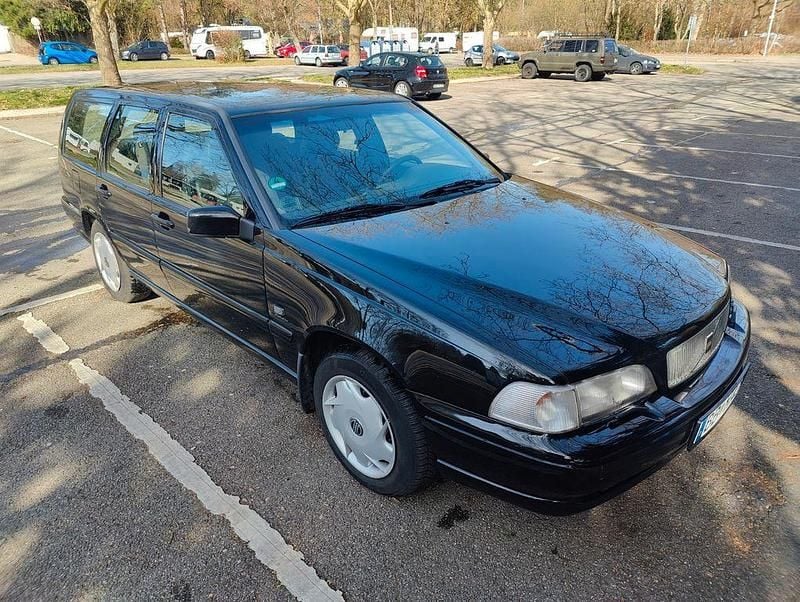 Gebraucht Volvo V70 144 PS (105 kW) 1998 Schwarz Kombi