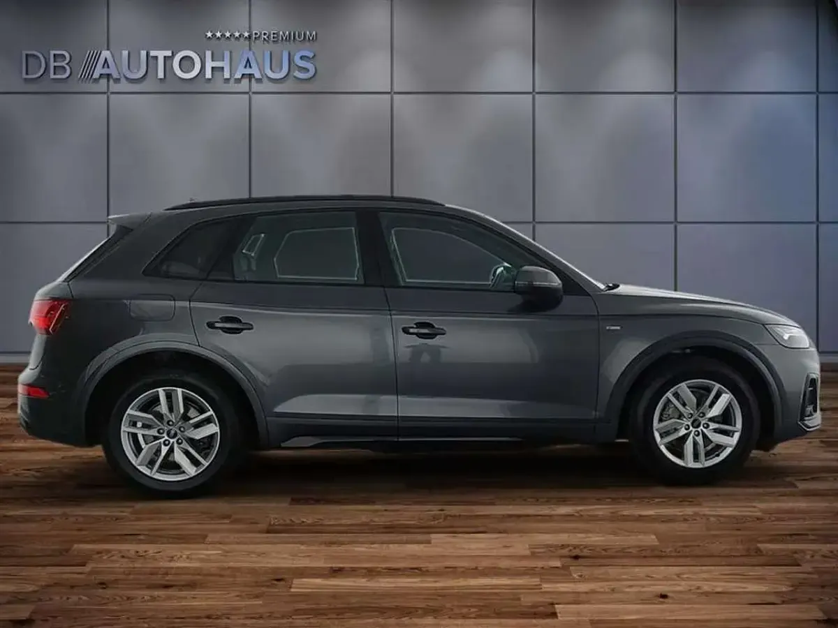 Gebraucht Audi Q5 S-Line 204 PS (150 kW) 2023 Grau SUV