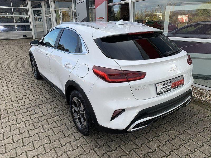 Gebraucht Kia XCeed Vision 140 PS (102 kW) 2024 Deluxeweiss met. SUV