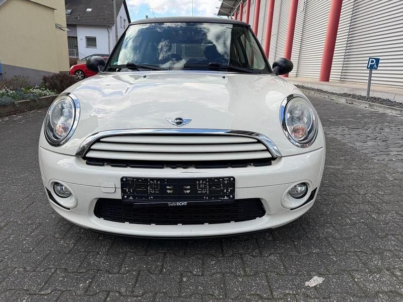 Gebraucht Mini ONE 98 PS (72 kW) 2011 Weiß Kleinwagen