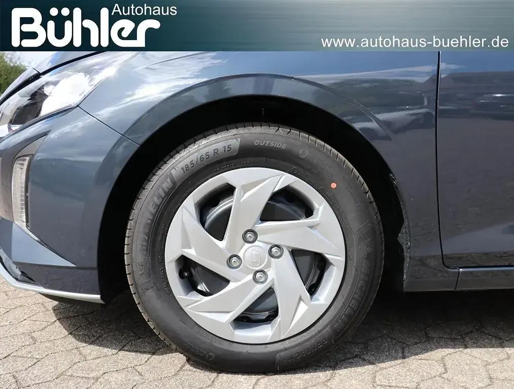 Neu Hyundai i20 Select 90 PS (66 kW) 2026 Aurora grey mineraleffekt Kleinwagen