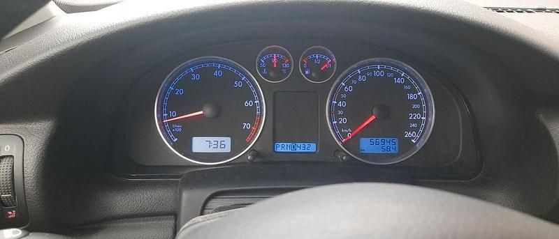 Gebraucht VW Passat Trendline 150 PS (110 kW) 2001 Silber Limousine